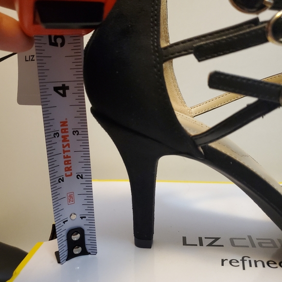 Liz Claiborne Wide Width Heels - Picture 2 of 8